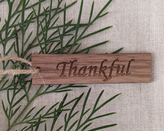 Thanksgiving Wood Place Cards Table Setting